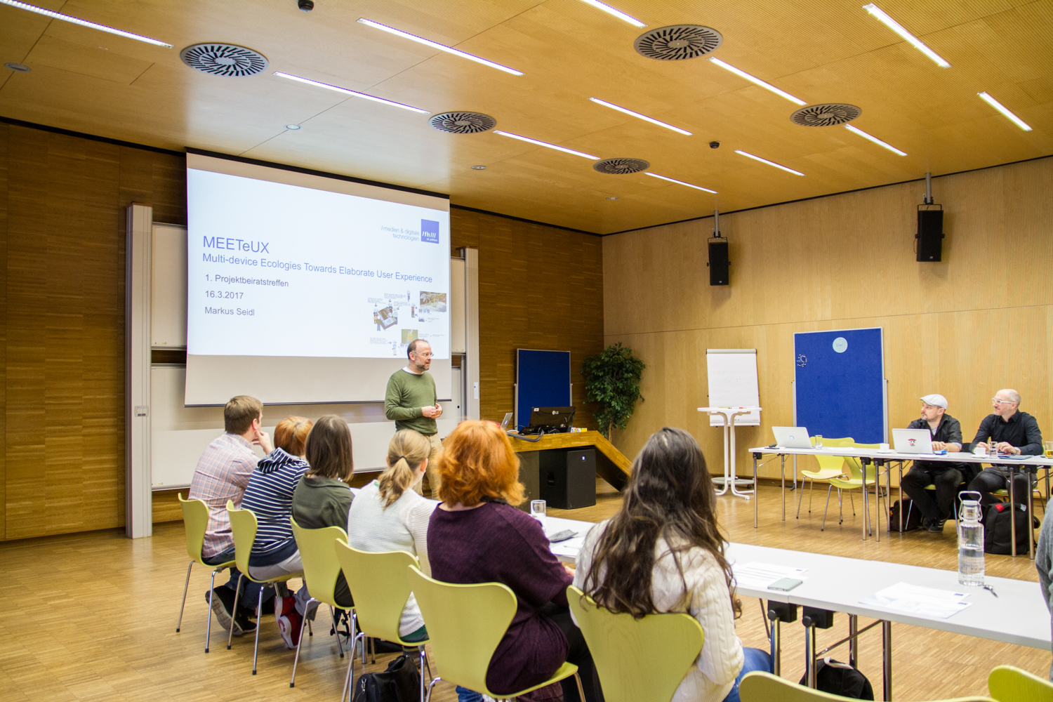 Markus Seidl welcomes all participants